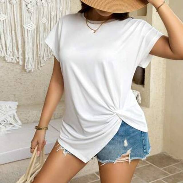 SHEIN Plus Size Women Solid Color Round Neck Short Sleeve Twist Side Casual T-ShirtSummer Outfits For WomenSummer TopsVacation Outfits Women,Business Casual