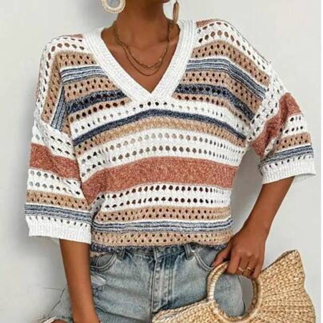 SHEIN Plus Size Women&#39;s Hollow-Out Contrast Color V-Neck Sweater, Summer