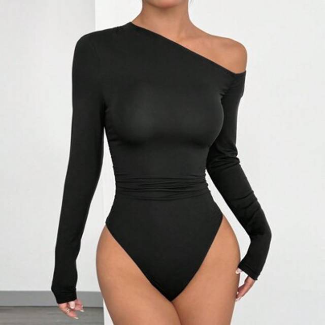 SHEIN 1pc Black Tight-Fitting One-Shoulder Long Sleeve Bodysuit, Simple & Fashionable For Casual Daily Wear