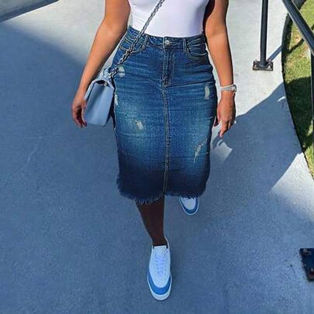 SHEIN Women&#39;s Ripped Hem Pocket Sexy Denim Skirt