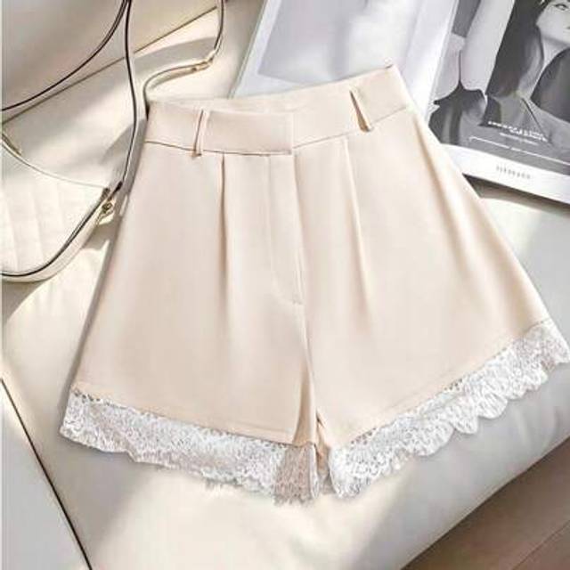 SHEIN Women&#39;s Holiday Music Festival Apricot Contrast Lace Niche A-Line Shorts