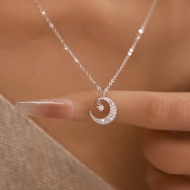 SHEIN 1Pc 925 Sterling Silver Moon & Star Pendant Necklace, Cross Charm Gold Necklace, Suitable For Women&#39;s Daily Wear