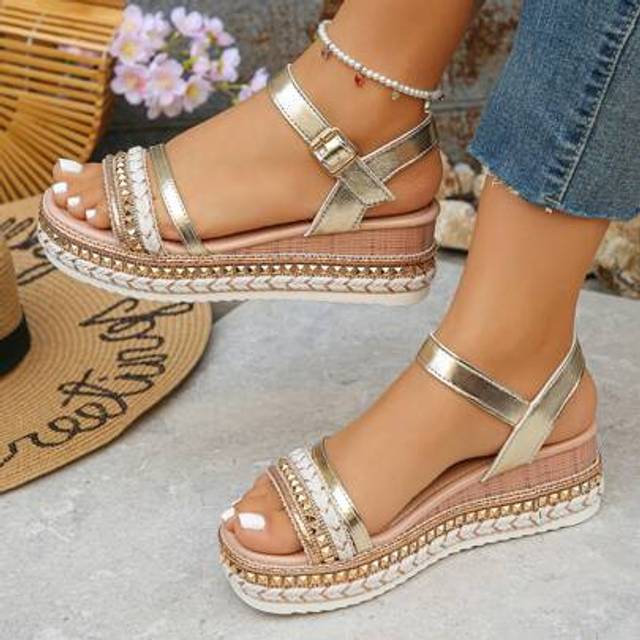 SHEIN Women&#39;s Rivet Decor Strap Buckle Platform Wedge Heel Glitter High Heel Sandals, Shiny High Heel Toe-Open Fashion Vacation Wear Summer Daily Sandals