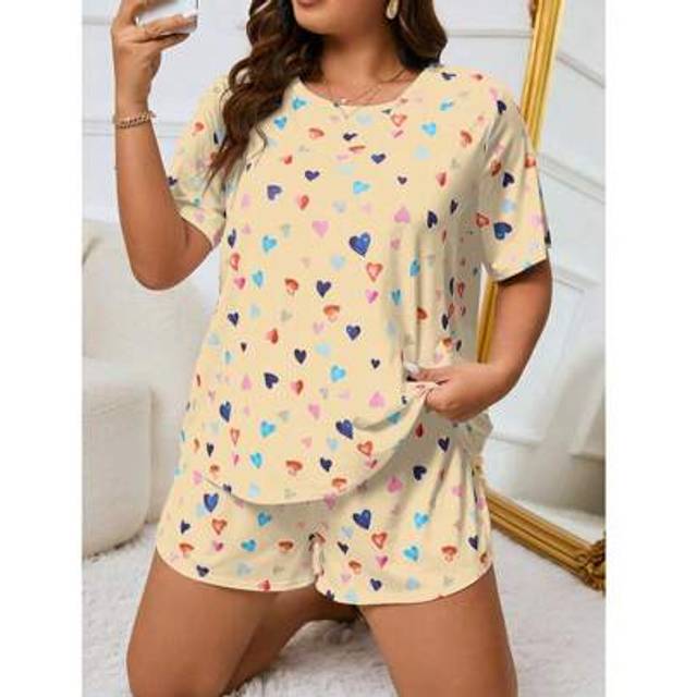 SHEIN Plus Size Heart Print Short Sleeve Sleepwear Top And Shorts Set, Comfortable Summer
