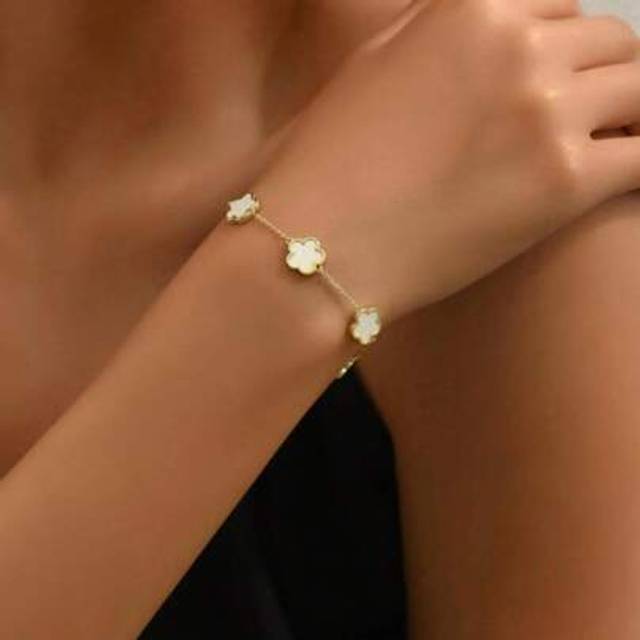 SHEIN 1pc Fashion Copper Flower Decor Chain Bracelet For Women For Daily Life Valentines