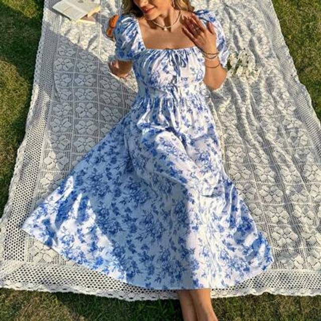 SHEIN Plus Size Women&#39;s Boho Maxi Dress: Blue And White Floral Print, Shirred Bodice, Square Neck, Short Puff Sleeves, And Flared Hem For A Summer Picnic Lo