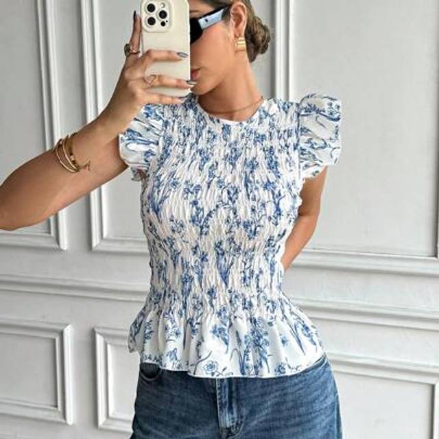 Serisse Women&#39;s Vacation Floral Print Ruffle Short Cap Sleeve Round Neck Blouse