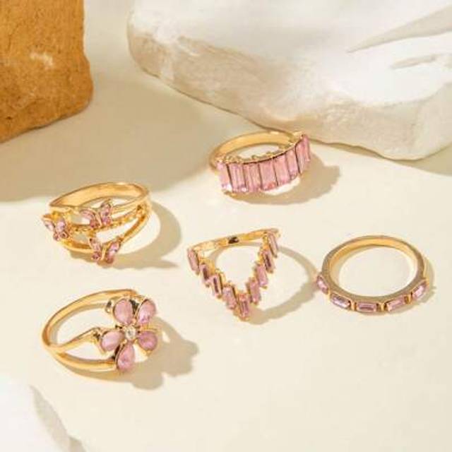 SHEIN 5Pcs European And American Fashion Simple Diamond Inlaid Flower Hollow Ring Geometric Design Butterfly Ring Five Piece Set