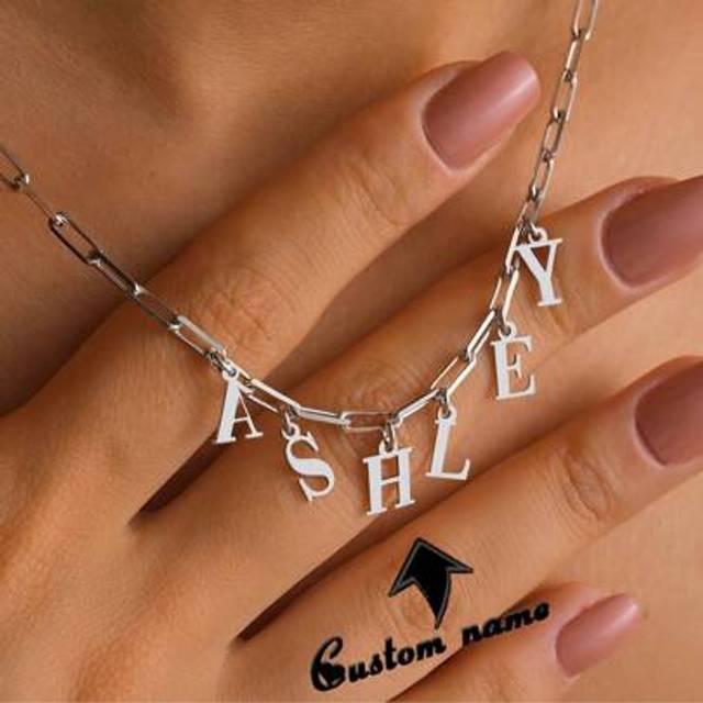 SHEIN Customized Letter Paperclip Necklace, Minimalist Stainless Steel Name Necklace, Letter Light Luxury Collarbone Chain, Women&#39;s Summer Jewelry,Girlfrien