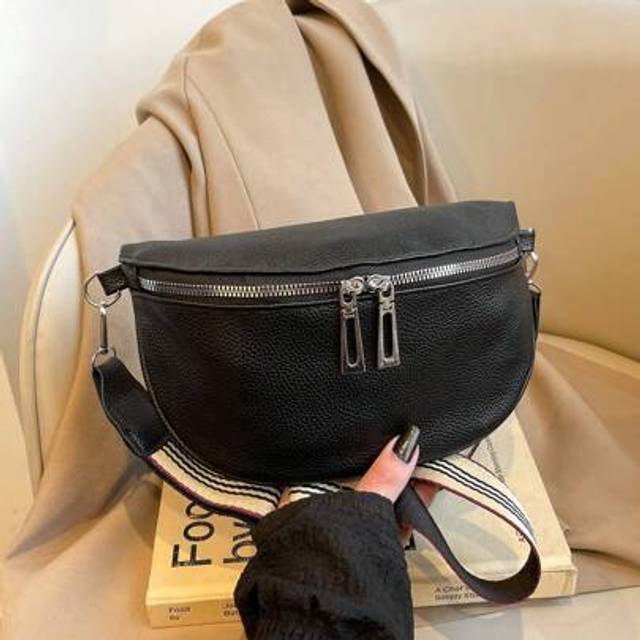 SHEIN Solid Color PU Leather Women Waist Pack Retro Fashion Underarm Bag Pack Crossbody Bag, Casual Shoulder Bag Ladies Minimalist Chest Pack, Spring/Summer