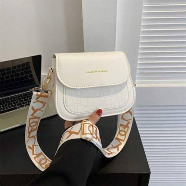 SHEIN Women&#39;s Fashionable And Versatile Texture Saddlebag Crossbody Bag Mini Solid Color Crossbody Bag, Wide Strap Shoulder Bag, Women&#39;s PU Leather Square P