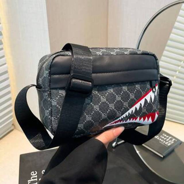 SHEIN Stylish Men Casual Plaid Shoulder Sports Sling Bag, Fashionable Crossbody Square Man Bag, Unique Shark Mouth Design Luxury Bags Small Bag For Men Body