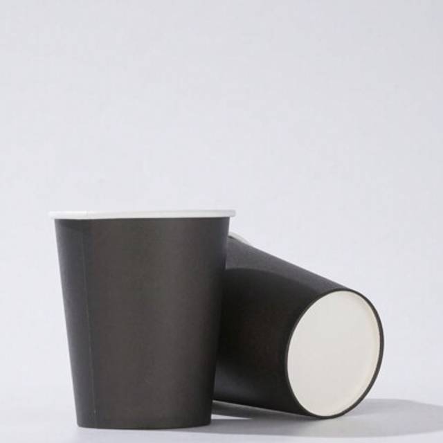 SHEIN 10pcs/25pcs Disposable Black Paper Cups, Suitable For Cold Drinks, Coffee, Birthday Parties, Family Gatherings, Picnics, Party Decorations