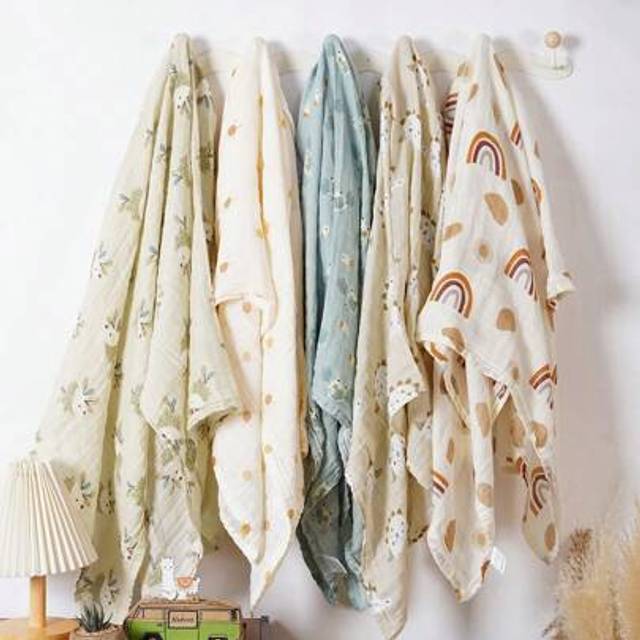 SHEIN 1PC Summer Muslin Swaddle Blanket Soft Receiving Blanket Neutral Swaddle Wrap For Baby Boys And Girls
