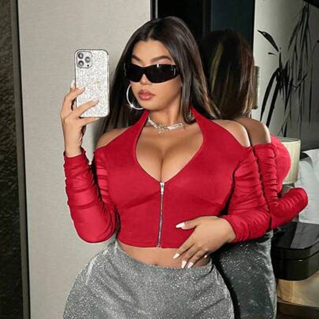 SHEIN Plus Size Women Solid Color Zipper High-Low Hem Bardot Long Sleeve Fitted T-Shirt