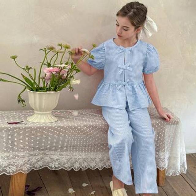 SHEIN Tween Girl Chiffon Plaid Puff Sleeve Top And Wide Leg Pants 2 Pieces Set