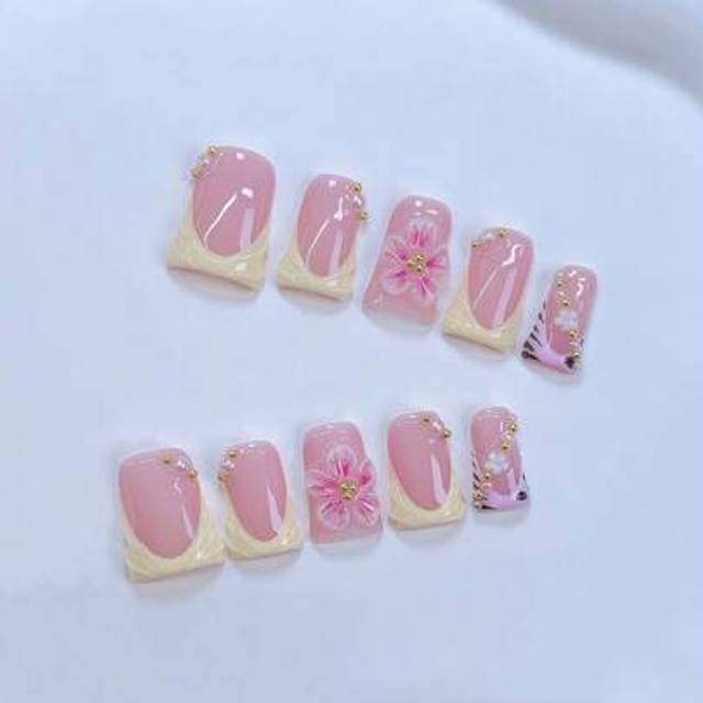 SHEIN 10Pcs Handmade Y2K Nails Chic Duckbill Press On Nails Set - Handcrafted, Pink Nails, Yellow French Style, Handmade 3D Flowers With Pink Flower Core, H