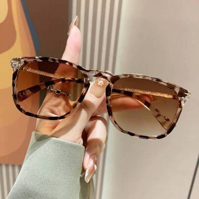 SHEIN Leopard Print Sunglasses For Women Vintage Boho Style Square Metal Fashion Glasses Classic Outdoor Sports Cycling Eyewear Travel Beach Holiday Driving