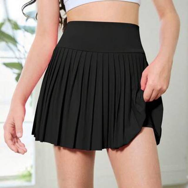 SHEIN Tween Girls Knit Black Skorts With Pleated Skirt, High Elasticity, Comfortable For Cycling, Running And Workout, Moisture Wicking & Sweat Absorbing Sk