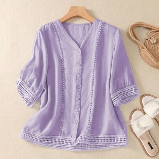 SHEIN Women&#39;s Lightweight French Style Solid Color Lace Patchwork Vintage Blouse, Spring/Summer