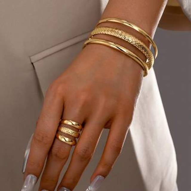 SHEIN 1 Set Golden Color Iron Metal Cuff Bangle Chunky Ring Jewelry Set Matching Design Rings Bracelets Set