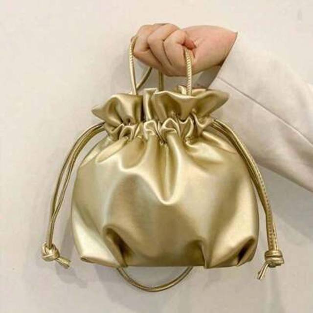 SHEIN Lightweight,Business Casual Fashionable,MinimalistMetallic Drawstring Design Bucket Bag For Teen GirlsWomen College Students,Rookies & White-Collar Wo