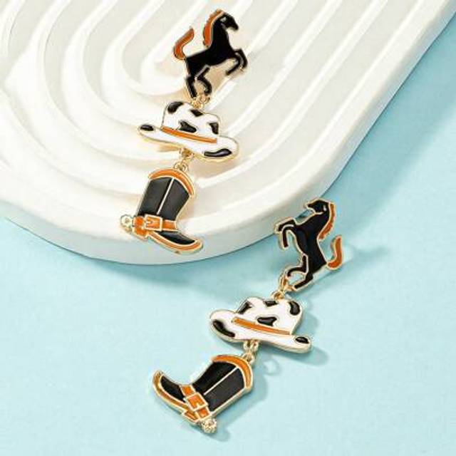 SHEIN 1 Pair Punk Western Retro Style Black & White Enamel Horse & Cowboy Hat & Boots Bohemian Earrings, Suitable For Women&#39;s Daily Wear
