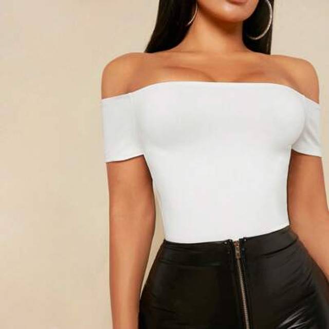 SHEIN Off Shoulder Solid Women Outfit Black Bodysuit