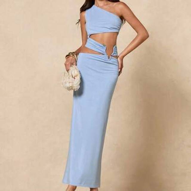 SHEIN Women&#39;s Summer Off-The-Shoulder Hollow Metal Buckle Bodycon Sheath Dress, Suitable For Parties, Dates, Banquets, Vacations, Gatherings With Friends