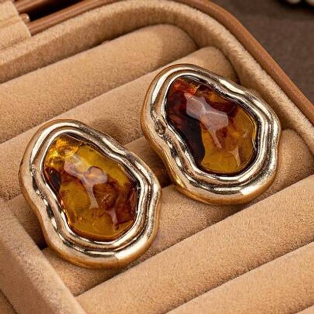 SHEIN 1pair European & American Fashionable Asymmetrical Shaped Vintage Simple Elegant Commute Earrings