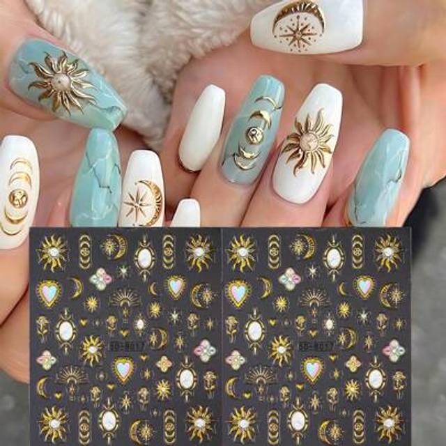 SHEIN 2pcs Relief Sun Moon Love Star Flower Nail Art Stickers Bohemian Gothic Design Sacred Heart Constellation Nails Charm Nail Sliders Decorations