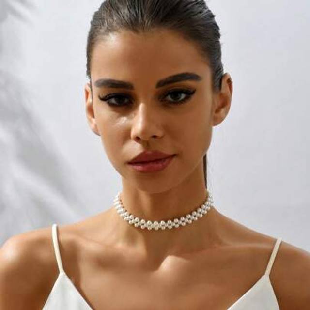 SHEIN 1pc Classic Pearl Braided Choker Necklace, Suitable For Daily Wear, Parties, Funerals, Great Gift For Women