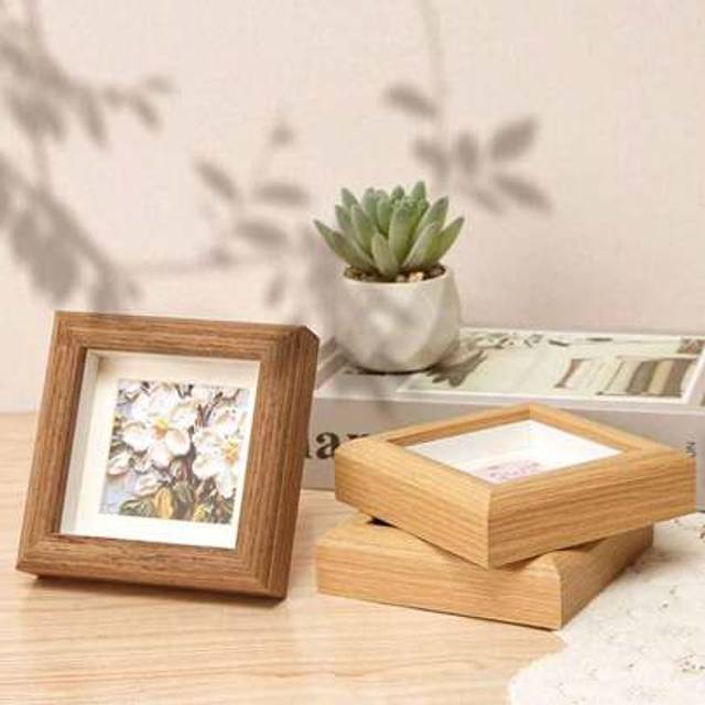 SHEIN 1pc Mini Square Wooden Photo Frame - Hanging Display Decoration, Gift For Valentine&#39;s Day And New Year, Wedding Photo Frame