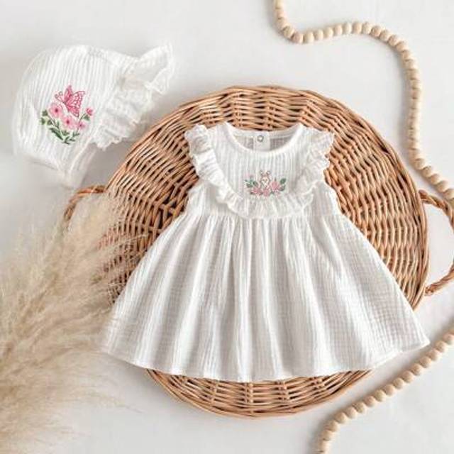 SHEIN 2pcs Newborn Baby Girl Floral Pattern Ruffled Dress & Hat Set, Cute Summer Outfit