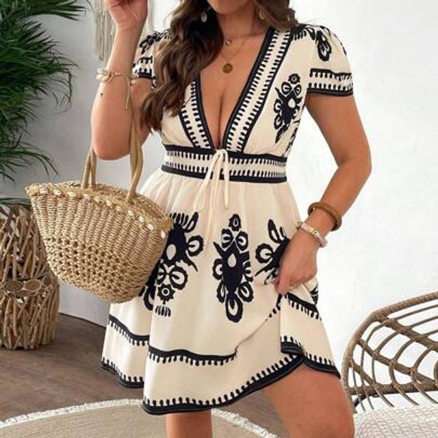 SHEIN Plus Size Women&#39;s V-Neck Print Mini Dress, Bohemian Beach Casual Shift Dress Pool Party OutfitÂ Coconut GirlÂ SummerÂ Boho Chic Boho Style Women&#39;s