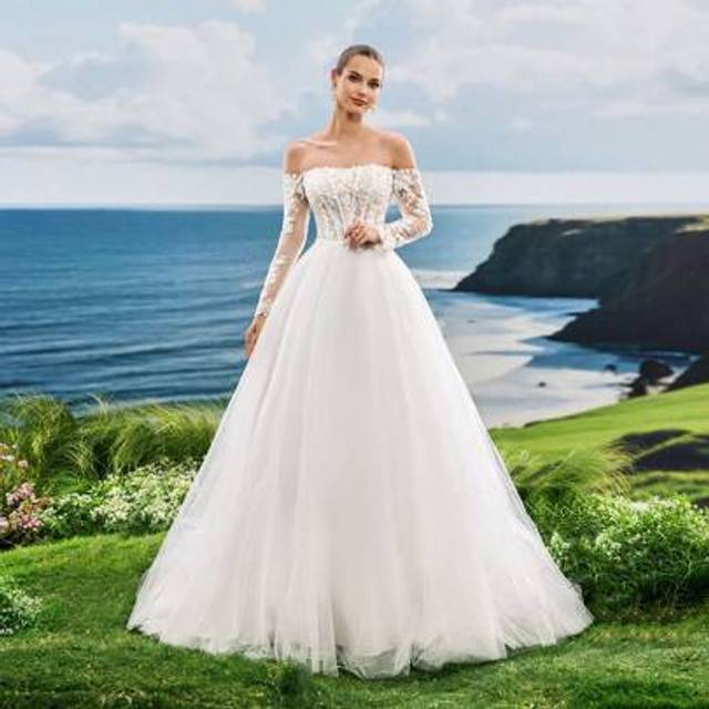 SHEIN One Shoulder Long Sleeved High-End Pearl Embroidered Lace Aline Mesh Wedding Dress, Fairy Like, Gorgeous, Elegant, Romantic Wedding Dress, Castle Beac