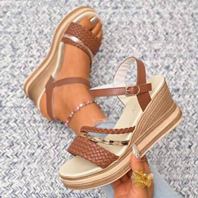 SHEIN Women&#39;s Gold Woven Diamond-Like Decor Platform Wedge Heeled Sandals, Young Fashion Bohemian Style Casual Versatile Holiday Wedge Platform Sandals