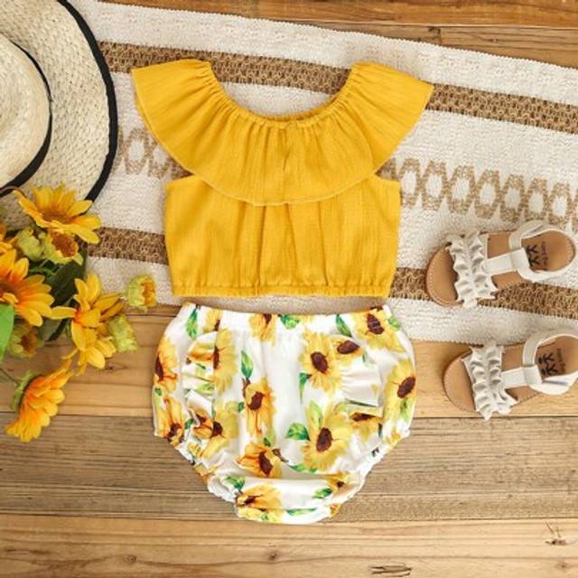 SHEIN 2pcs Baby Girls Ruffle Collar Sleeveless Tank Top + Briefs Set, Summer Outfit