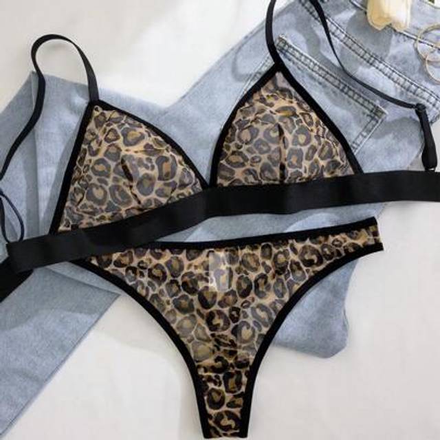 SHEIN 2pcs/Set Women Sexy Lingerie Set(Wireless Bra And Thong)