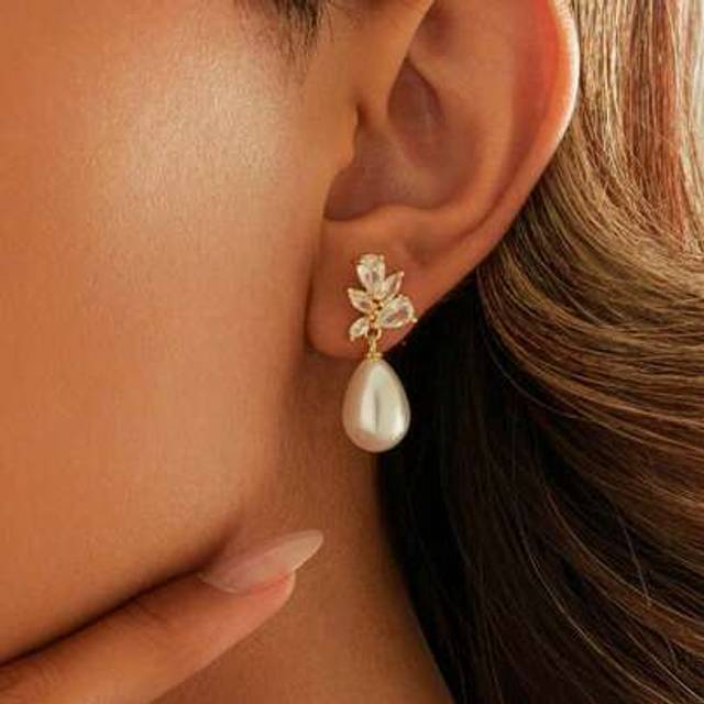 SHEIN 1Pair Gorgeous Gold - Plated Pearl & Cubic Zirconia Drop Earrings - Ideal For Daily Wear, Banquets, Gatherings, Weddings - Bridal Pearl Earrings
