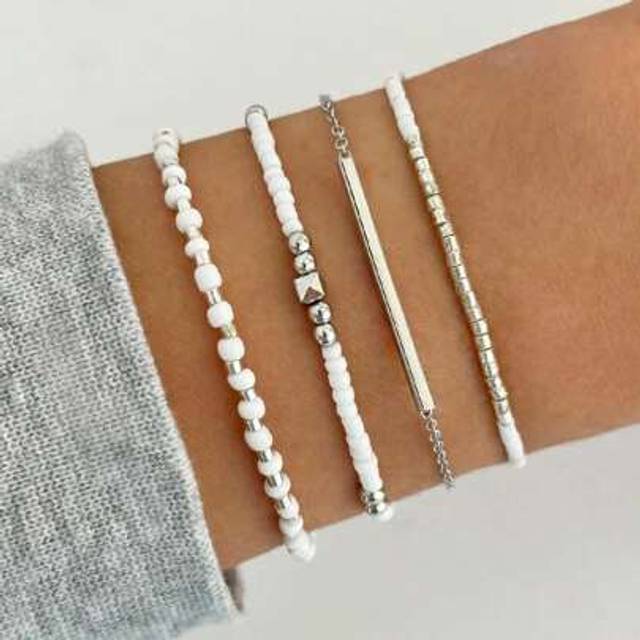 SHEIN 4pcs CCB Rice Bead Elastic Bracelet, Simple & Fashionable Beach Style Accessory For Women (Random Rice Bead Assortment)