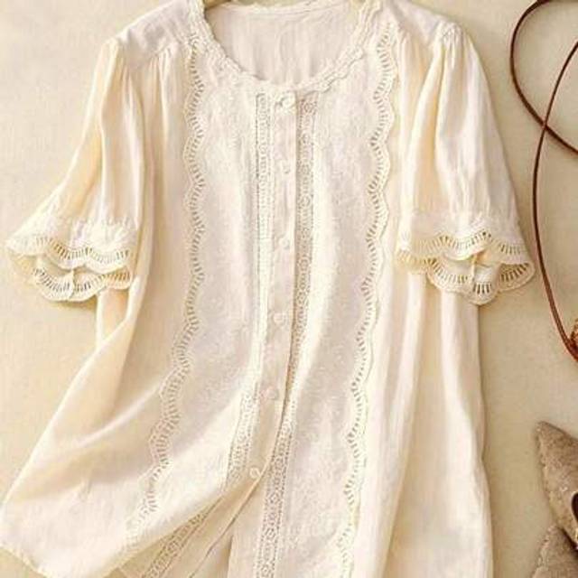 SHEIN New Vintage Lace Trim Loose Fit Short Sleeve Blouse For Women