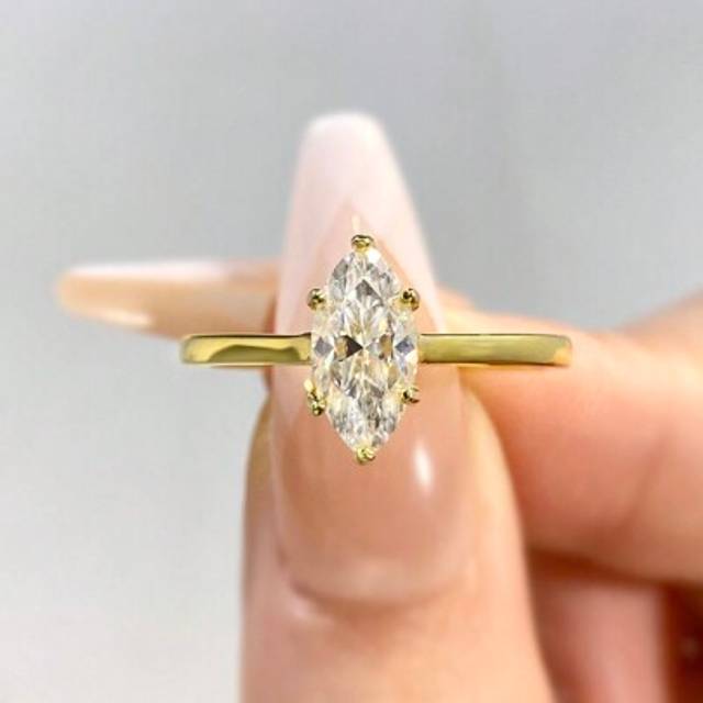 SHEIN 1Pc Smooth Marquise Brilliant Cut Shaped Six Claws Moissanite Diamond Wedding Band Ring Design D Color 1ct S925 Sterling Silver Ring,Suitable For Enga