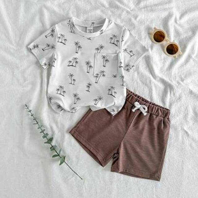 SHEIN Baby Boy Summer Coconut Tree Patterns T-Shirt And Shorts Set, Suitable For Home Leisure, Seaside Vacation, Sports, Go To School
