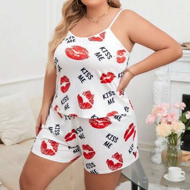 SHEIN Plus Size Women&#39;s Pajama Sleepwear Set With Lip Pattern Printed Cami & Shorts White Set
