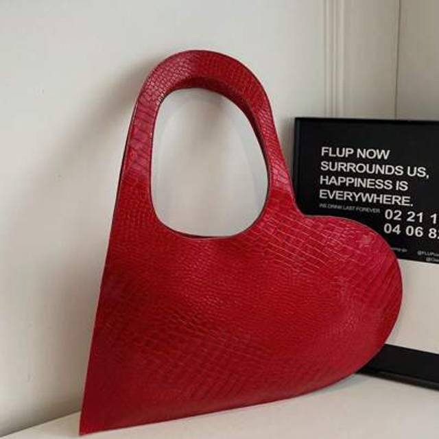 SHEIN Large Capacity New Fashion Heart-Shaped Underarm Bag, Versatile Tote & Shoulder Bag For Evening Party, Asymmetrical Stone Texture
