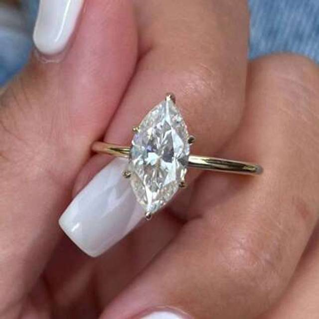 SHEIN 1PC 6 Prongs Marquise Engagement Ring, Classic Marquise Cut Solitaire Ring, Hidden Halo Wedding Ring, Delicate Proposal Ring