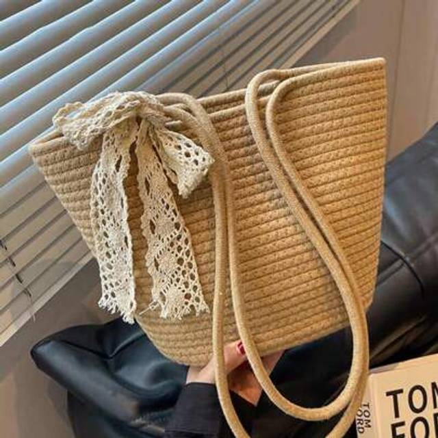 SHEIN 1pc Fashionable Woven Tote Bag, New Summer Design, Large Capacity Versatile Shoulder Bag, Beach Vacation Travel Beach Bag, Handmade Woven Weekender Ba