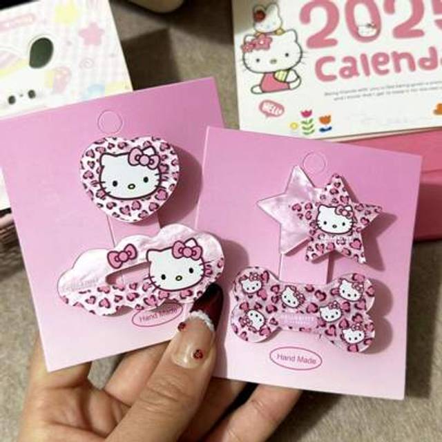 SHEIN Sanrio Pink Leopard Print Kitty Hairpin, Versatile Heart-Shaped Pentagram Bone Duckbill Clip, Cute Cartoon Hair Accessory, Suitable For Daily Use, Dre