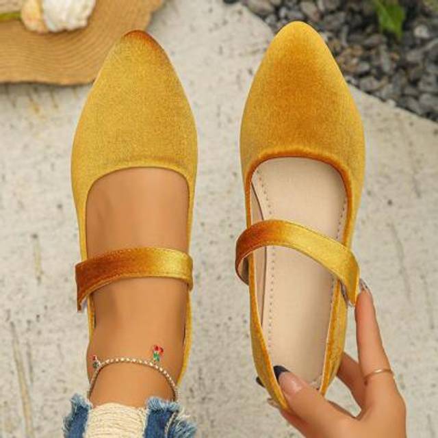 SHEIN Vintage Mary Jane Flats, Plus Size Women&#39;s Fashion Simple Yellow Velvet Pointed Toe Strap Lightweight & Comfortable Ballet Flat Shoes, Casual Wear
